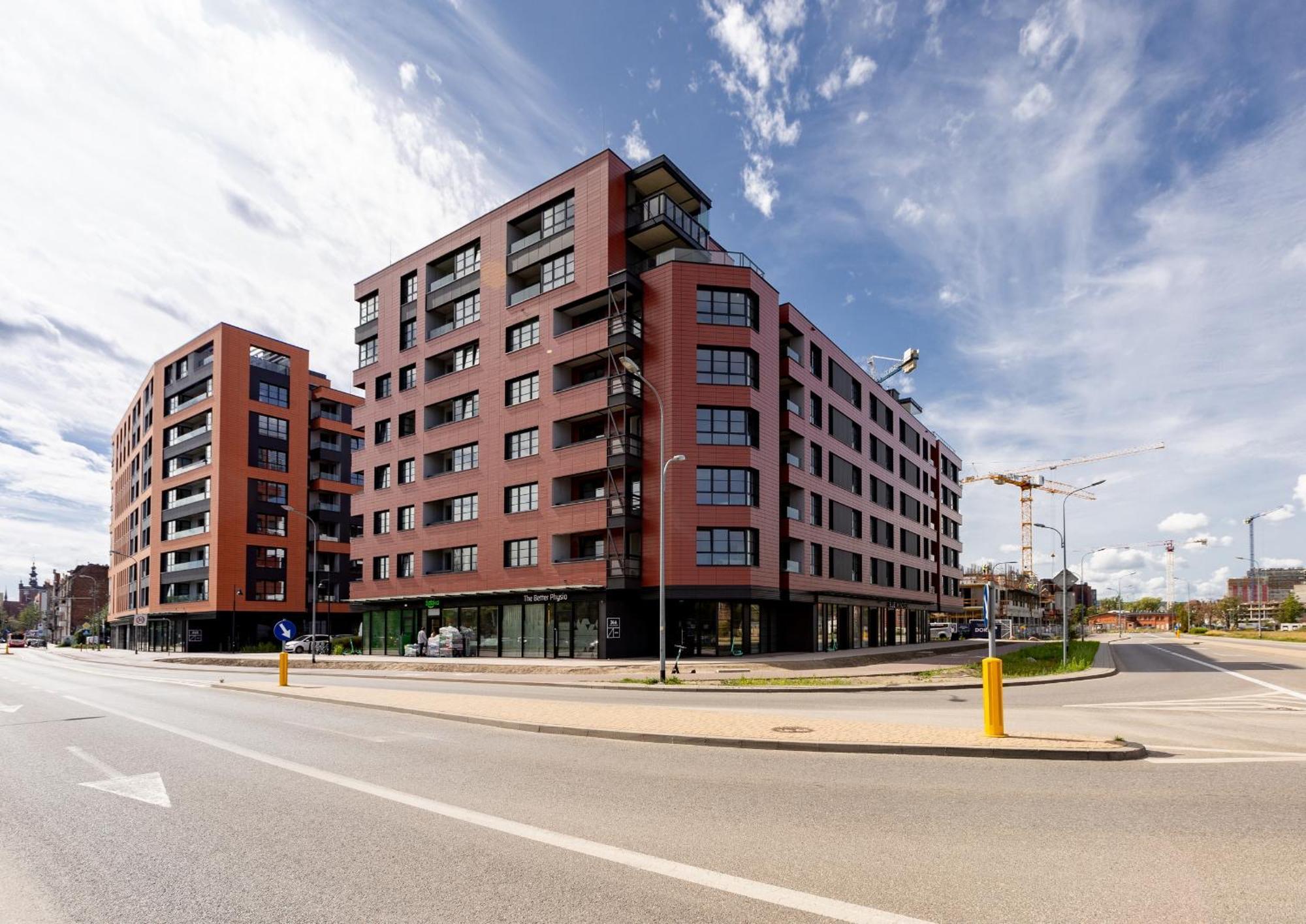 Doki Living - Foodhall & Parking By Downtown Apartments Danzica Esterno foto