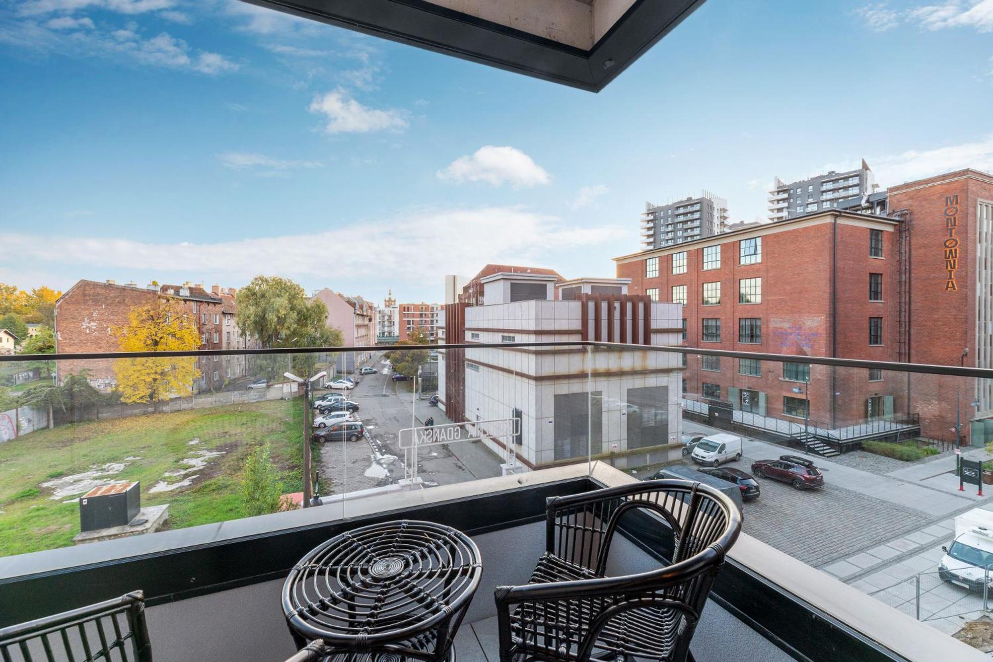 Doki Living - Foodhall & Parking By Downtown Apartments Danzica Esterno foto