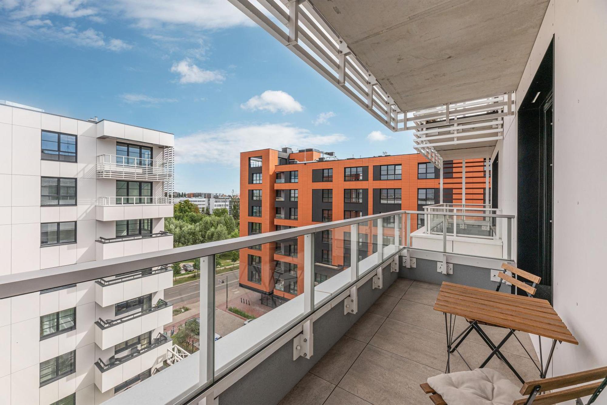 Doki Living - Foodhall & Parking By Downtown Apartments Danzica Esterno foto