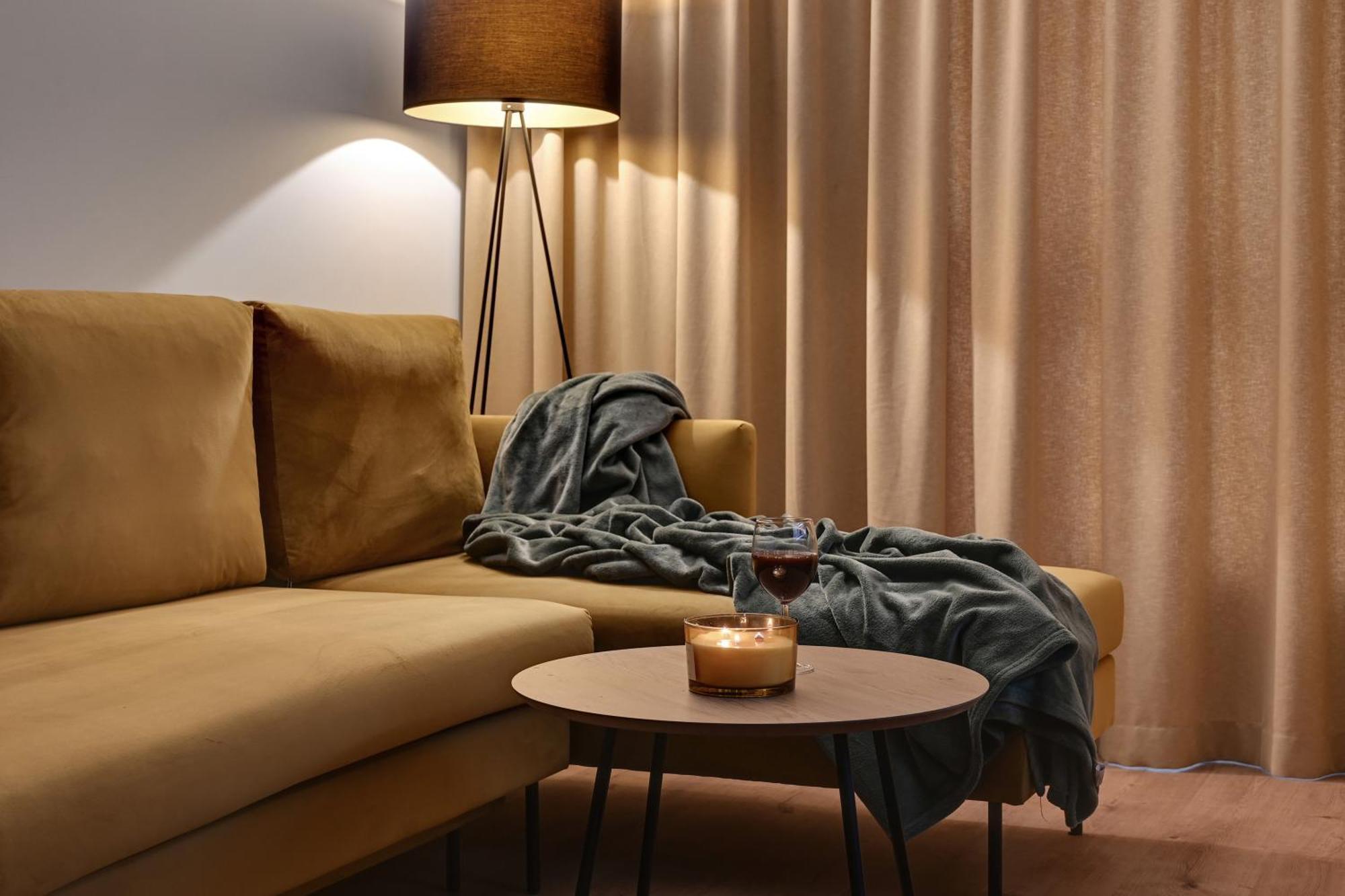 Doki Living - Foodhall & Parking By Downtown Apartments Danzica Esterno foto