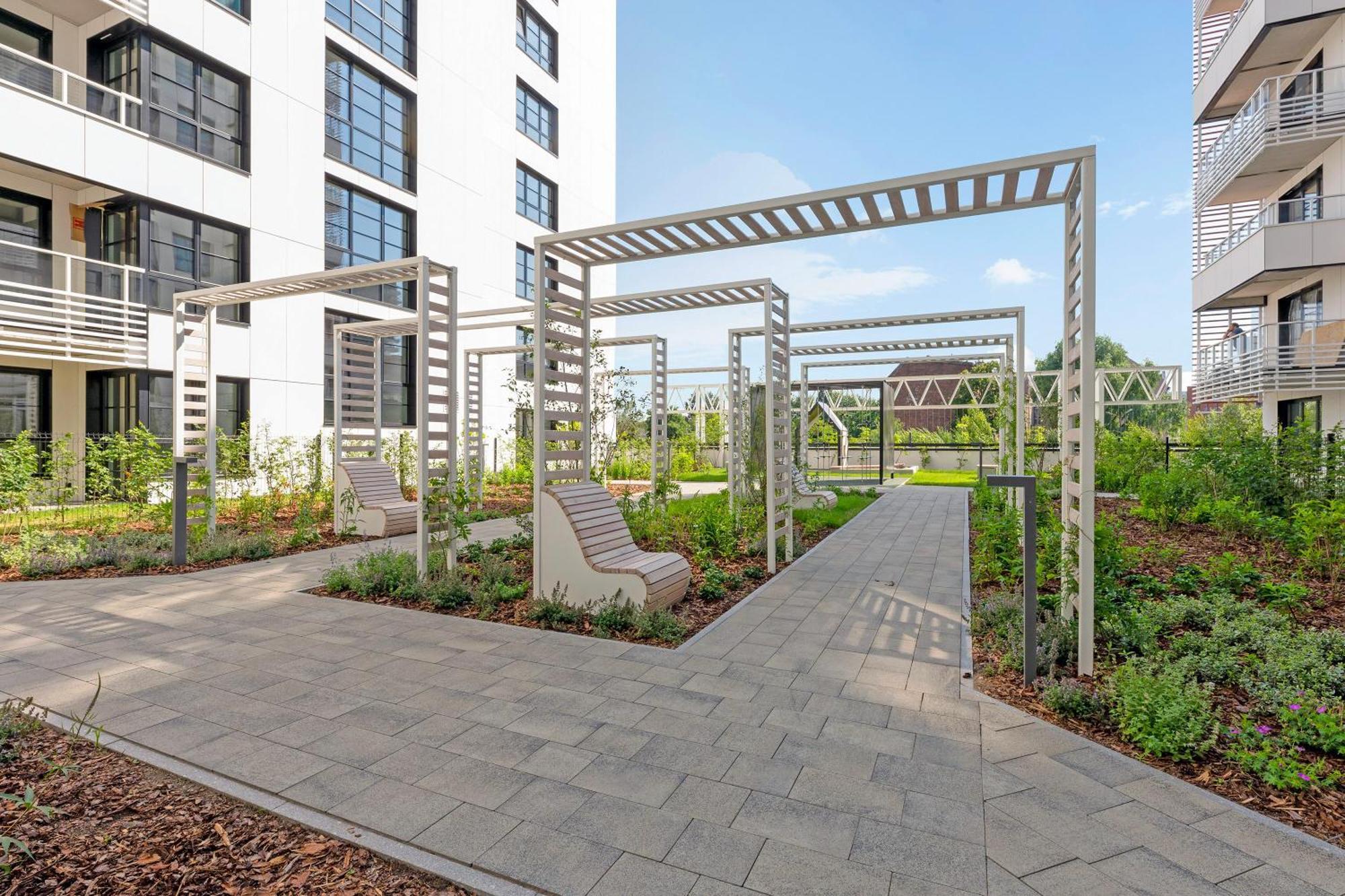 Doki Living - Foodhall & Parking By Downtown Apartments Danzica Esterno foto