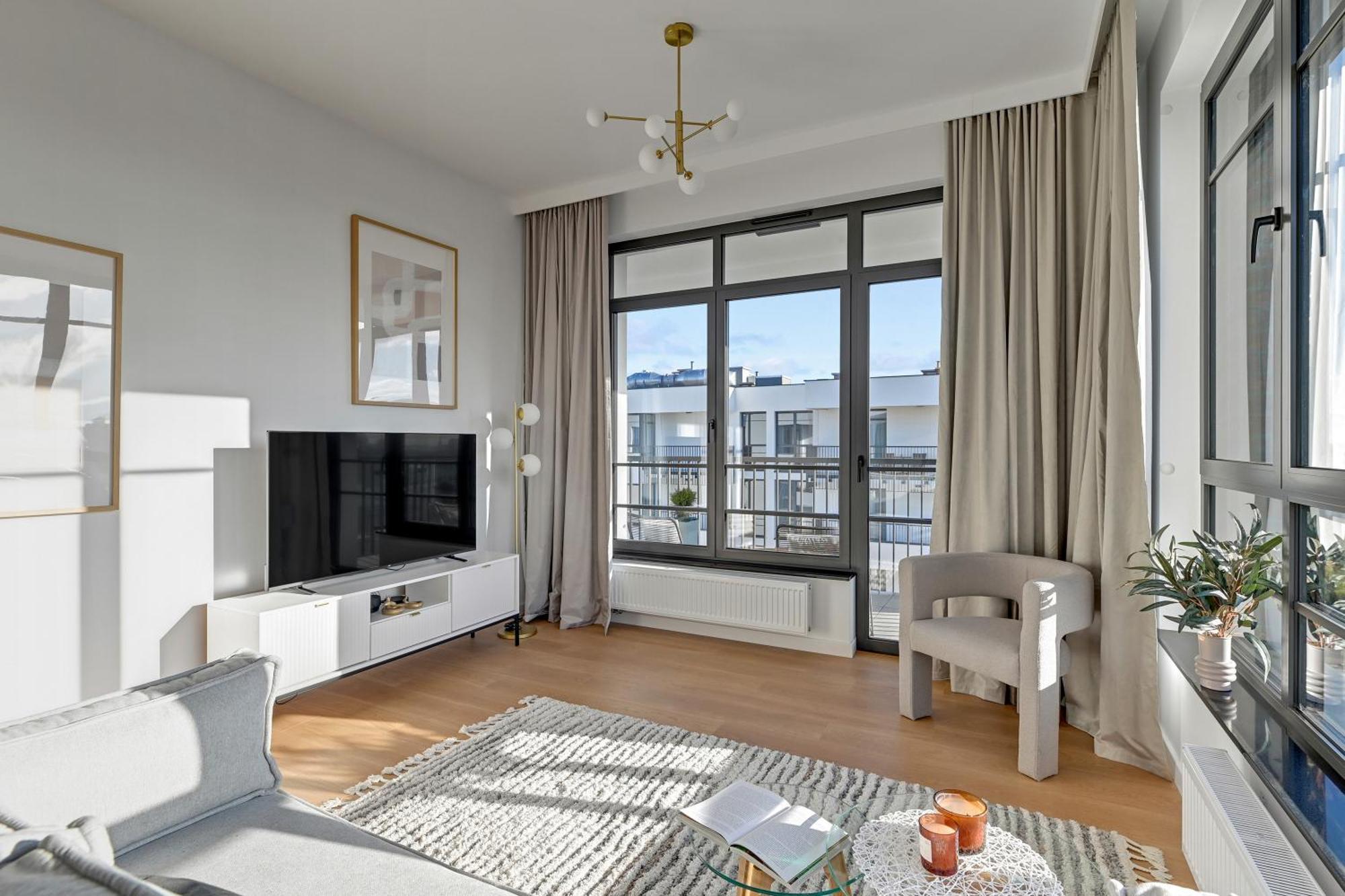 Doki Living - Foodhall & Parking By Downtown Apartments Danzica Esterno foto